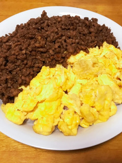 亀山味噌のそぼろ丼-レシピのメイン写真