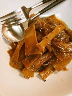 メンマとこんにゃくの黒胡椒炒め煮-レシピのメイン写真