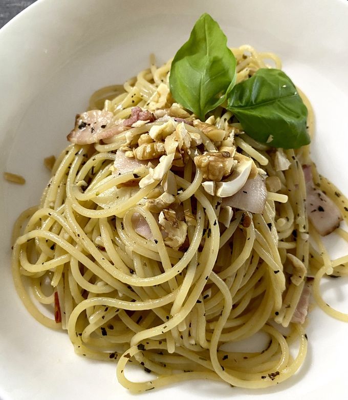 ペペロンチーノ 夏にお勧め！乾燥バジルのペペロンチーノ by Hongchan33