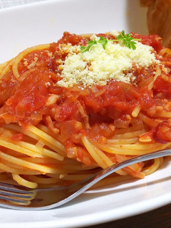 簡単!ガーリックトマトパスタ-レシピのメイン写真