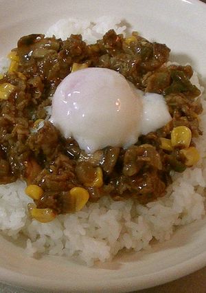 子どもが喜ぶハッシュドビーフドライカレー-レシピのメイン写真