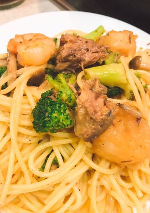 サヴァ缶のアヒージョ風スパゲティ-レシピのメイン写真