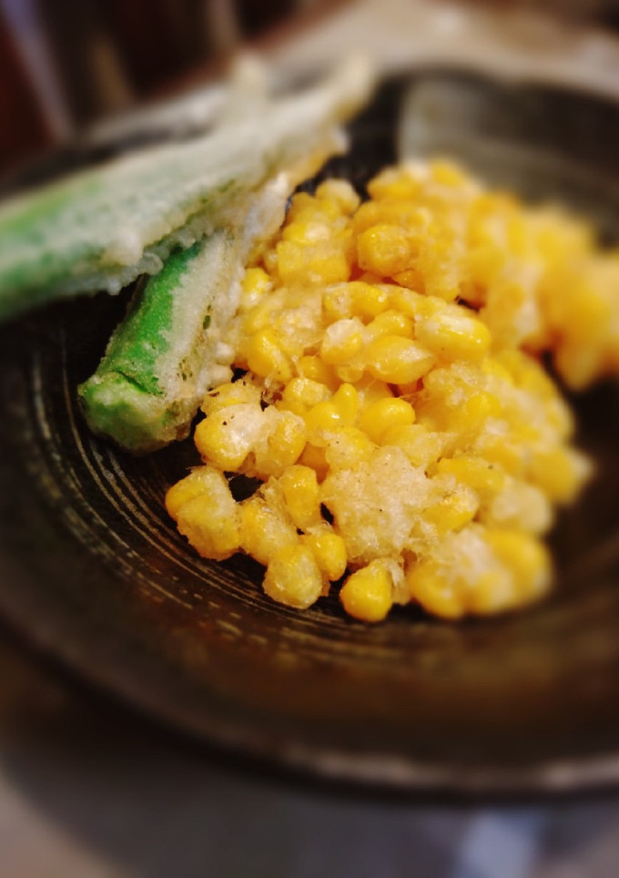 夏限定～生とうもろこしの天ぷら＊薄衣-レシピのメイン写真