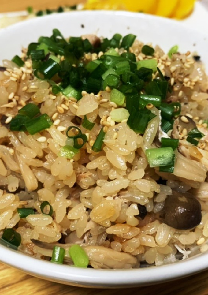 鯖缶&しめじの炊き込みご飯-レシピのメイン写真