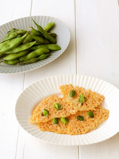 簡単♪枝豆とチーズのせんべい/おつまみ-レシピのメイン写真