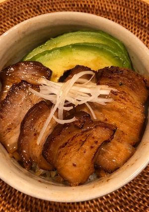 レンジで簡単☆炙り☆豚バラチャーシュー丼-レシピのメイン写真