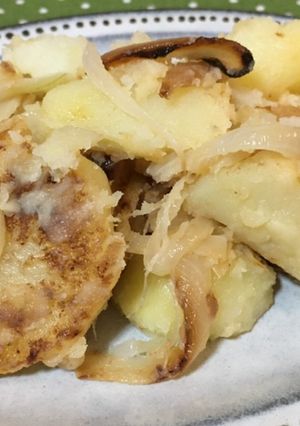 ジャガイモと玉ねぎの粉チーズ炒め-レシピのメイン写真
