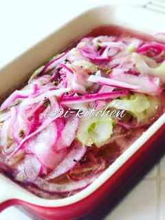 紫玉ねぎ de セロリとマリネ-レシピのメイン写真
