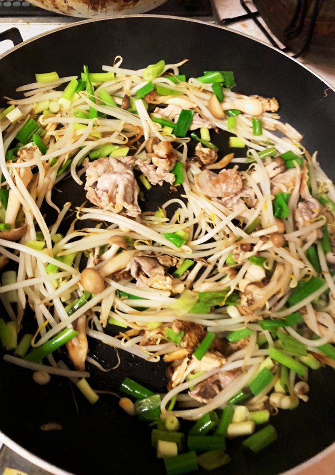 豚肉とモヤシときのこの中華風炒め♡-レシピのメイン写真