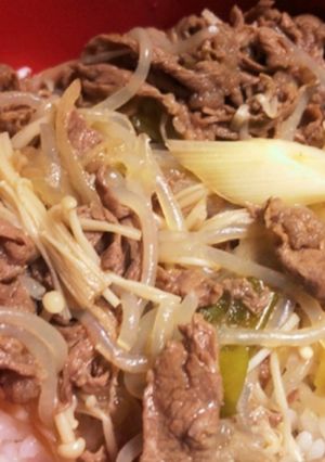 超楽々　料亭風の美味しい牛丼　作ります-レシピのメイン写真