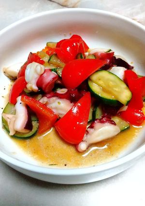 タコと野菜のにんにくバター醤油炒め♪-レシピのメイン写真