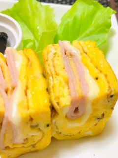 子供が喜ぶチーズとハムの玉子焼き-レシピのメイン写真