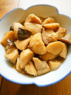 簡単☆冷凍里芋とエリンギの炒め煮-レシピのメイン写真