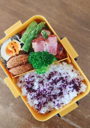 アスパラとベーコンのマヨ炒め弁当♪-レシピのメイン写真