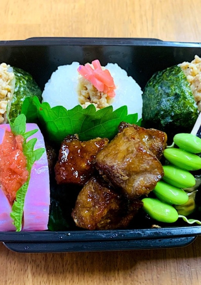 まんまるかわいいそぼろおにぎり弁当-レシピのメイン写真