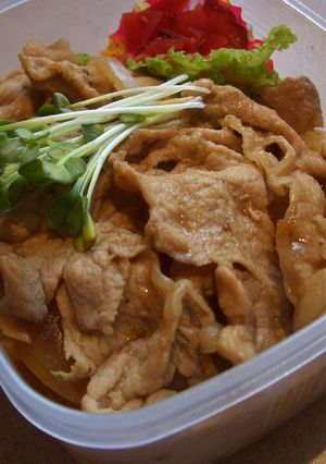 お弁当 豚の生姜焼き丼-レシピのメイン写真