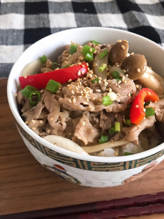 簡単 きのこたっぷり牛丼-レシピのメイン写真