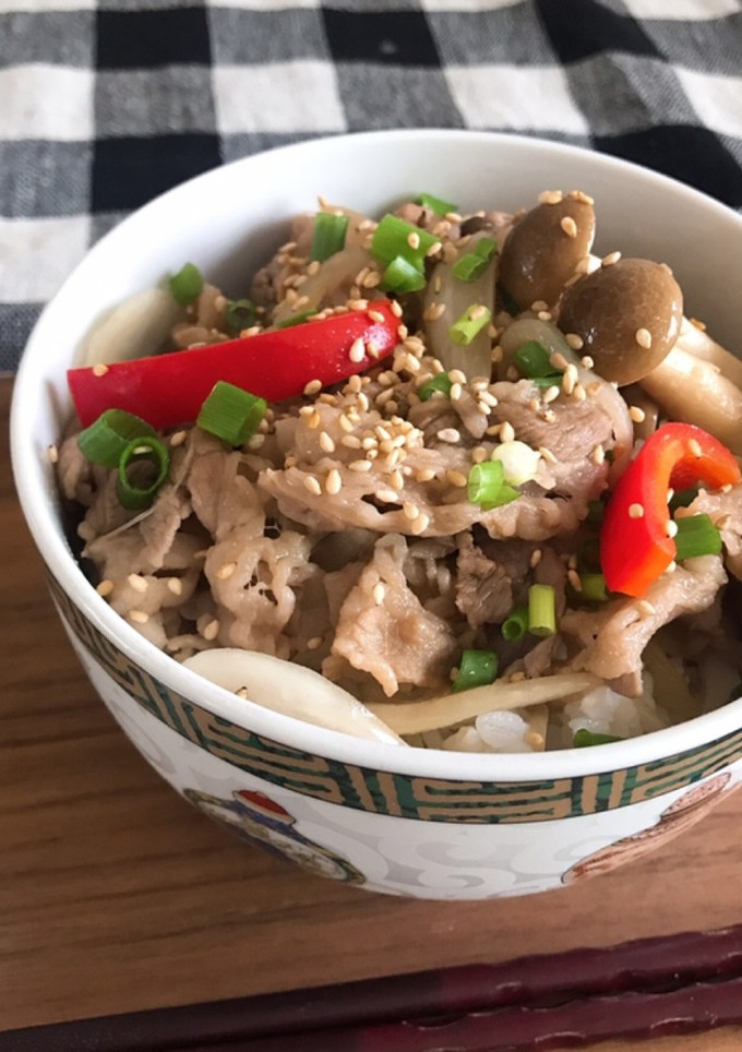 簡単　きのこたっぷり牛丼-レシピのメイン写真