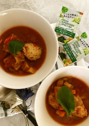 鶏胸肉deミネストローネ　スピルリナ入り-レシピのメイン写真