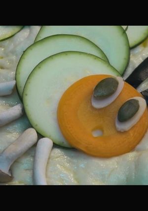 ズッキーニではらぺこあおむし【パン】-レシピのメイン写真