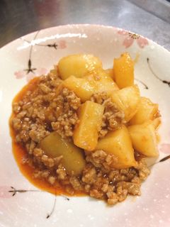 じゃがいもと豚ひき肉の甘辛炒め-レシピのメイン写真