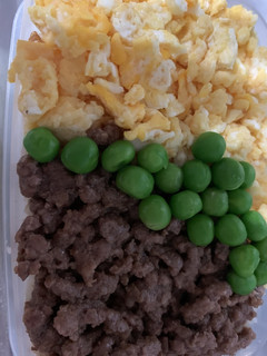 楽ラクピースVグリンピースそぼろ弁当-レシピのメイン写真