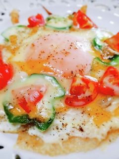 ピザみたいな目玉焼き♬-レシピのメイン写真