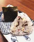 和洋折衷☆梅紫蘇と昆布とチーズのおにぎり