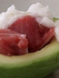 マグロぶつと長芋のアボカドのせ-レシピのメイン写真
