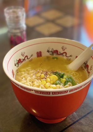 ピリッと。即席ラーメンに粗挽き胡椒-レシピのメイン写真