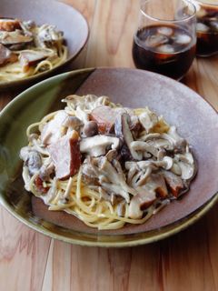 3種のきのことベーコンのクリームパスタ-レシピのメイン写真