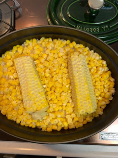 STAUBでとうもろこしご飯-レシピのメイン写真