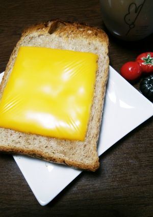 手が汚れない☆はちみつチーズトースト-レシピのメイン写真
