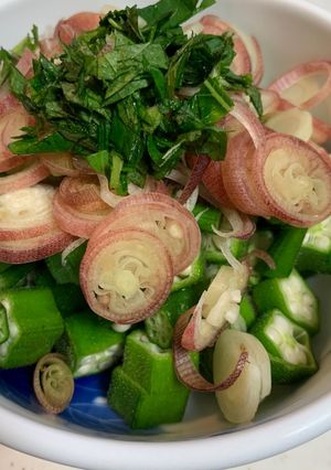 おくらのさっぱり、みょうがとおおば食べ！-レシピのメイン写真