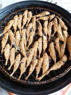 長谷燻鍋で豆あじの塩漬けの燻製-レシピのメイン写真