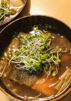 鮭切り身＆エノキの赤味噌汁●スプラウト添-レシピのメイン写真