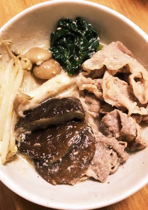 豚コマときのこの豆乳ゴマ味噌鍋-レシピのメイン写真
