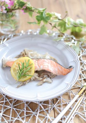 レンジで簡単イタリアン♡鮭のレモン蒸し-レシピのメイン写真