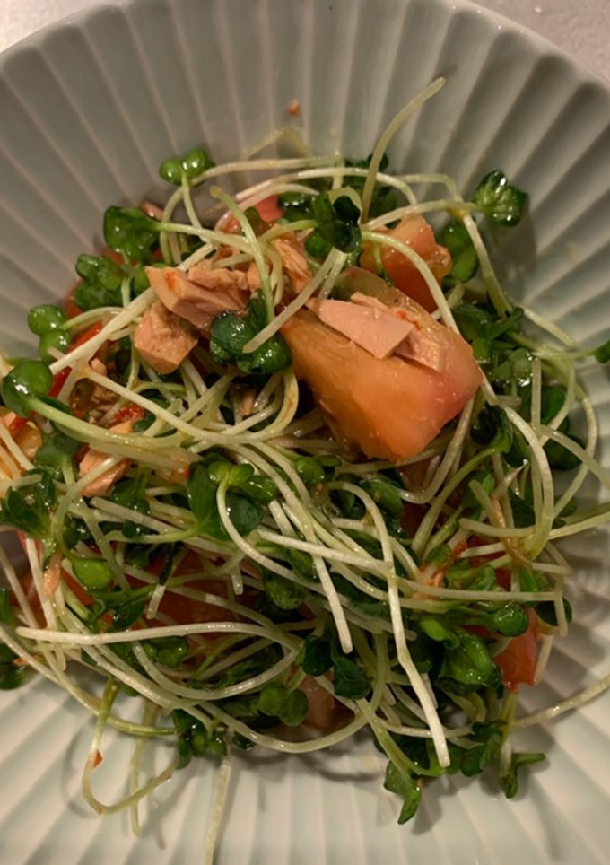 トマトとカイワレお魚缶和え-レシピのメイン写真