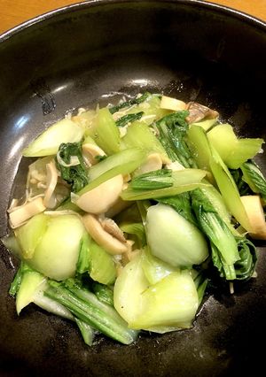 チンゲン菜とキノコの炒め物-レシピのメイン写真