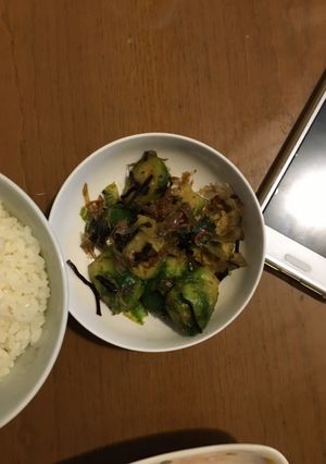 しょっぱうまい！芽キャベツの梅和え-レシピのメイン写真