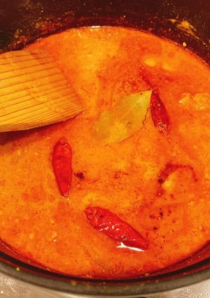ココナッツが効いたチキンマサラカレー-レシピのメイン写真