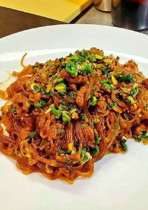 ビールがとまらない!牛肉とニラの麻婆春雨-レシピのメイン写真