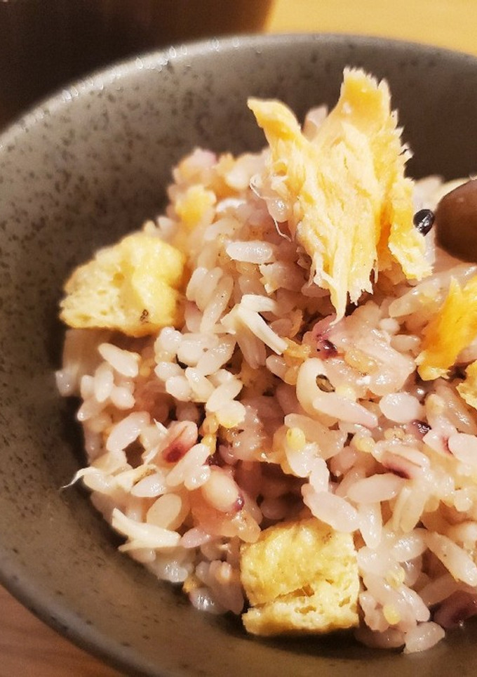 鮭ときのことお揚げさんの炊き込みご飯-レシピのメイン写真