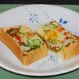 ドライキーマカレーのピザ風トースト♪
