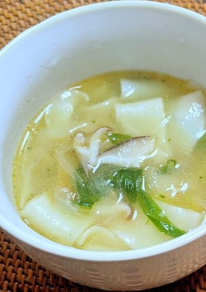 餃子の皮の中華スープ-レシピのメイン写真