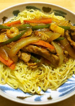 街の味を狙うも◎中華カレー焼きそば-レシピのメイン写真