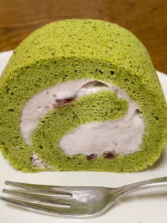 しっとりフワフワ抹茶ロールケーキ-レシピのメイン写真