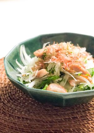 薬味が主役!豚トロと薬味のごちそうサラダ-レシピのメイン写真