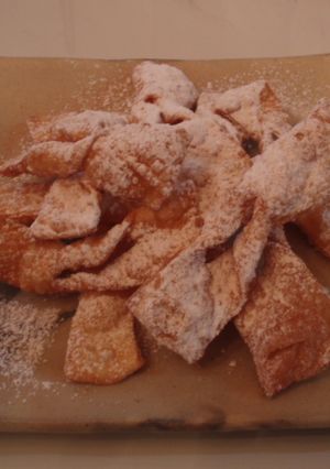 揚げ菓子ファヴォルキ♪ポーランド料理-レシピのメイン写真